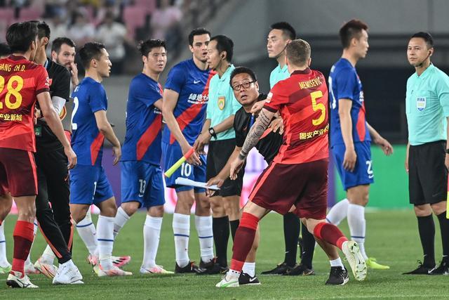 不是阿赞不是汤神！骑士610万中产淘宝西甲MVP，哈登36岁冲冠窗口被锋线卡死